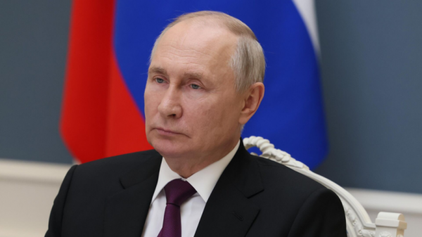 Путин наградил посмертно сторожа краеведческого музея в Судже Андрееву Путин наградил посмертно сторожа краеведческого музея в Судже Андрееву