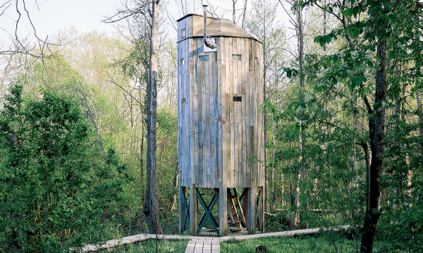 Один парк для двоих Бродских: в Веретьеве открылась новая часть инсталляции на болоте