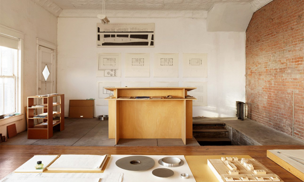 Здание архитектурного бюро Дональда Джадда возродилось из пепла Здание архитектурного бюро Дональда Джадда возродилось из пепла