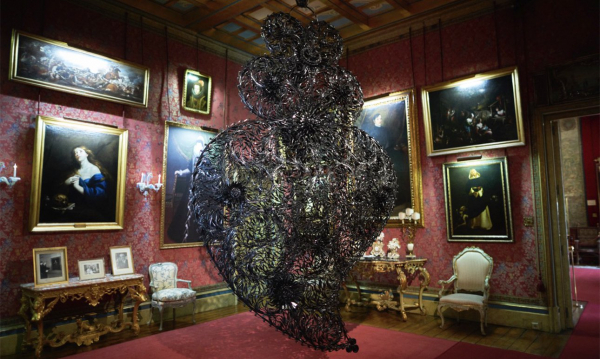 Жоана Вашконселуш: цветастая интервенция на испанскую территорию