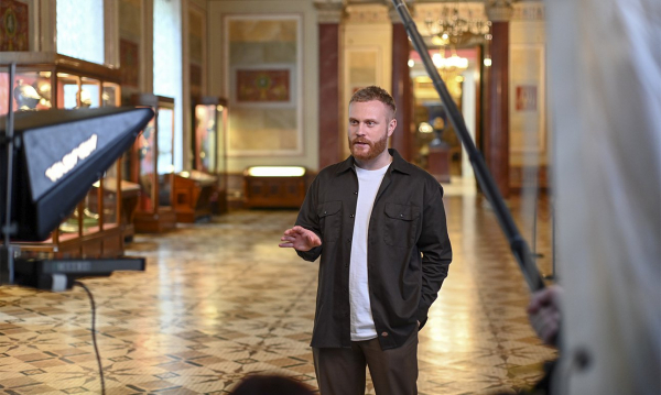 Цифровой проект Эрмитажа и VK дарит возможность увидеть коллекцию музея в разных ракурсах