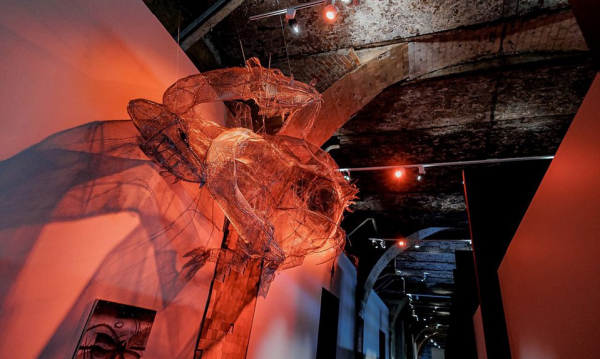 В гостях у сказки: на «Винзаводе» выставка для всех возрастов В гостях у сказки: на «Винзаводе» выставка для всех возрастов