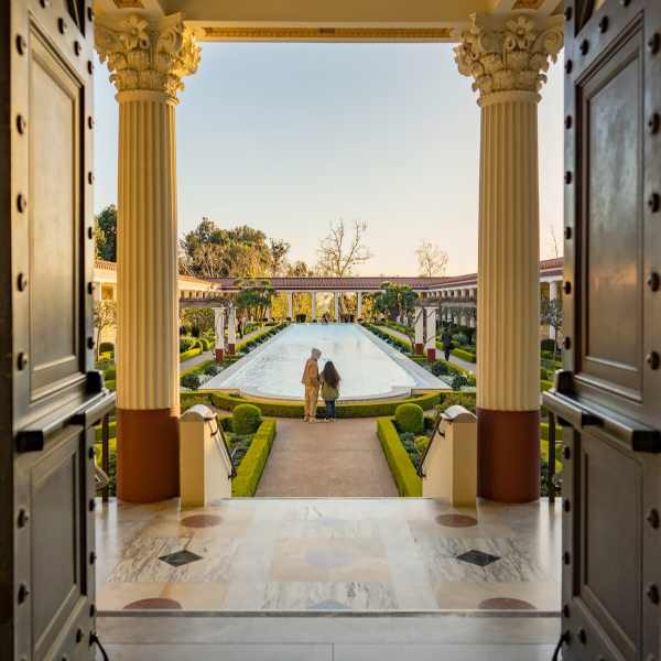 Вилла Гетти открывается спустя несколько месяцев после пожаров