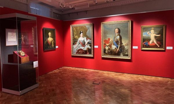 Какие выставки посетить в разных городах России на каникулах