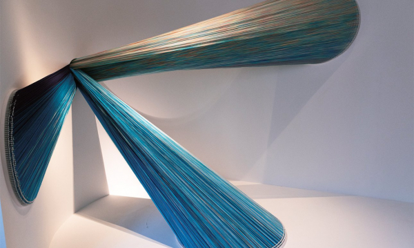 На текстильной триеннале в «Царицыно» переплелись нити и идеи На текстильной триеннале в «Царицыно» переплелись нити и идеи