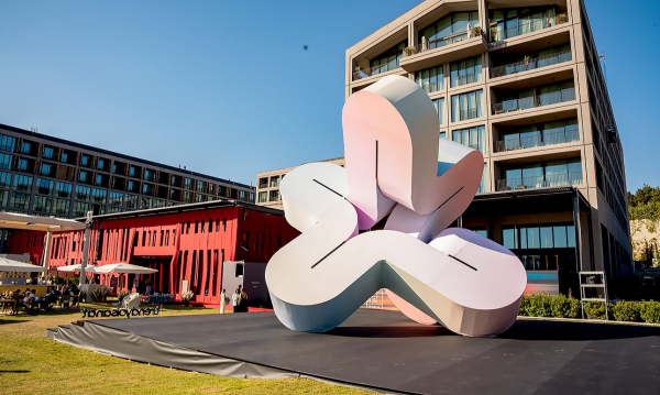 Турецкий пиксель: чем впечатлила 20-я ярмарка Contemporary Istanbul Турецкий пиксель: чем впечатлила 20-я ярмарка Contemporary Istanbul