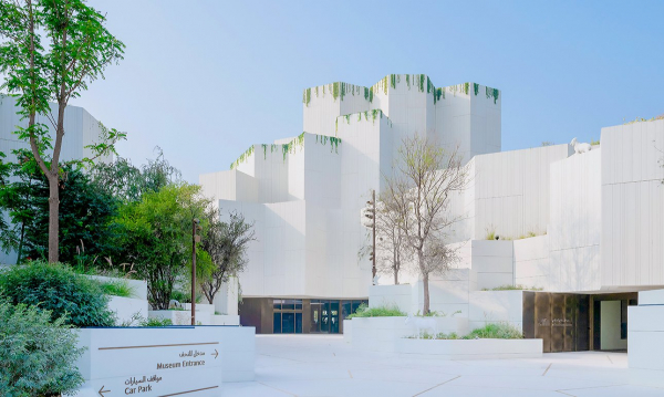 Динозавры и ловцы жемчуга: в Абу-Даби открыли два музея