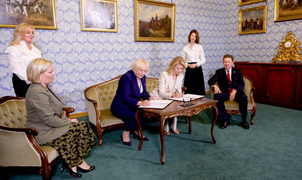 Китайский театр в Царском Селе восстановят из руин Китайский театр в Царском Селе восстановят из руин