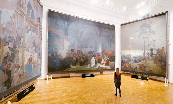 Жилищная эпопея знаменитого цикла Альфонса Мухи